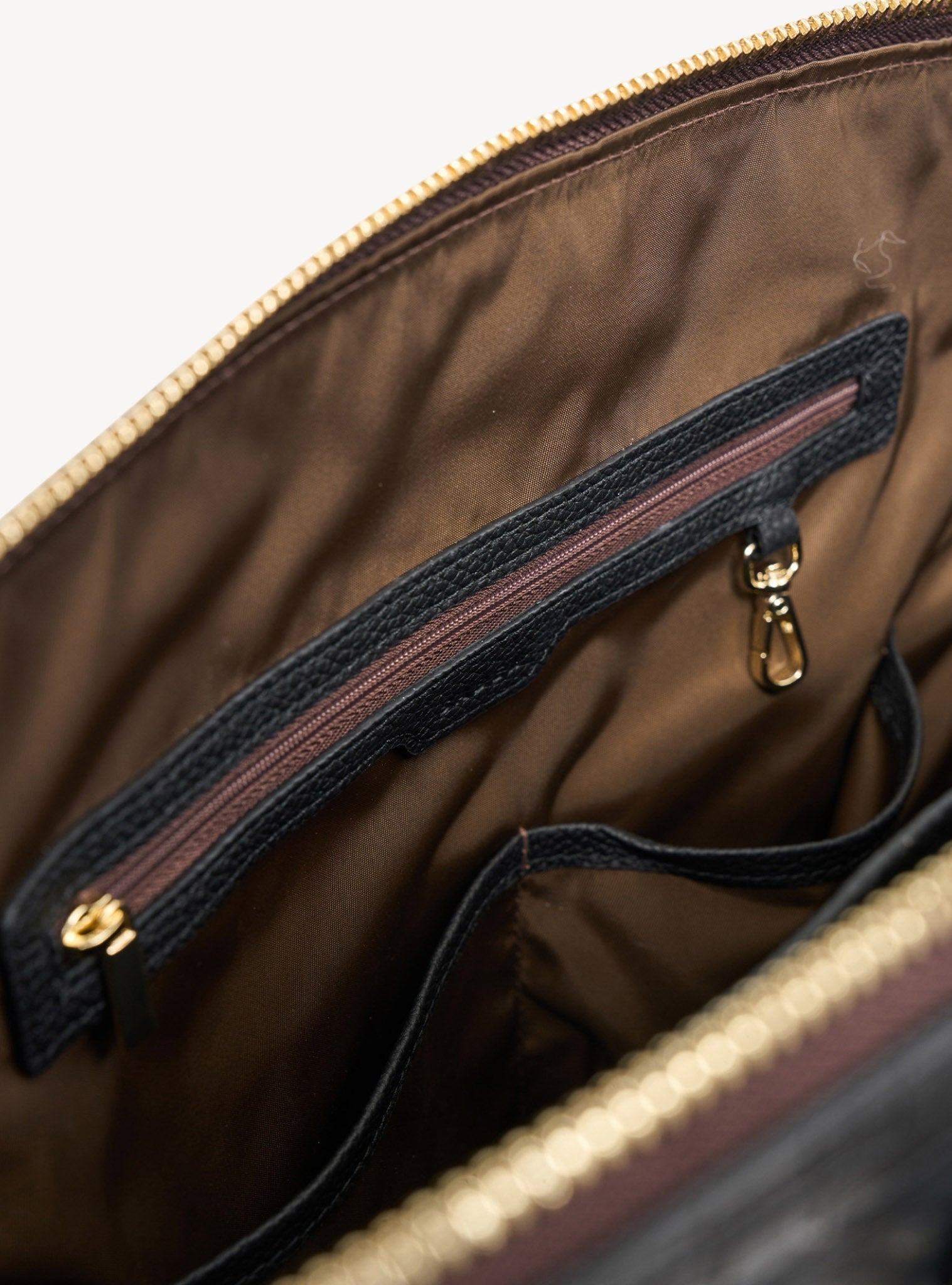 Milan Carry-All Black croc