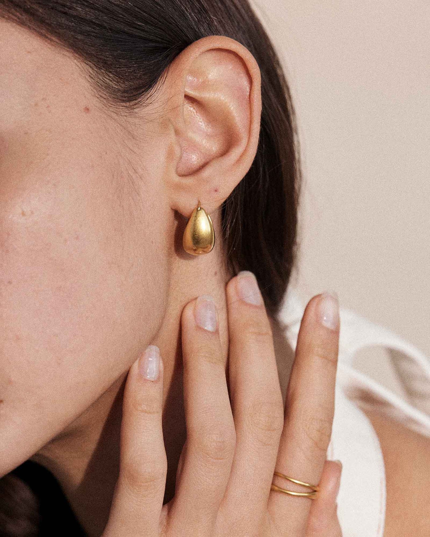 Tresor Hoops (Medium) 18k Gold plated