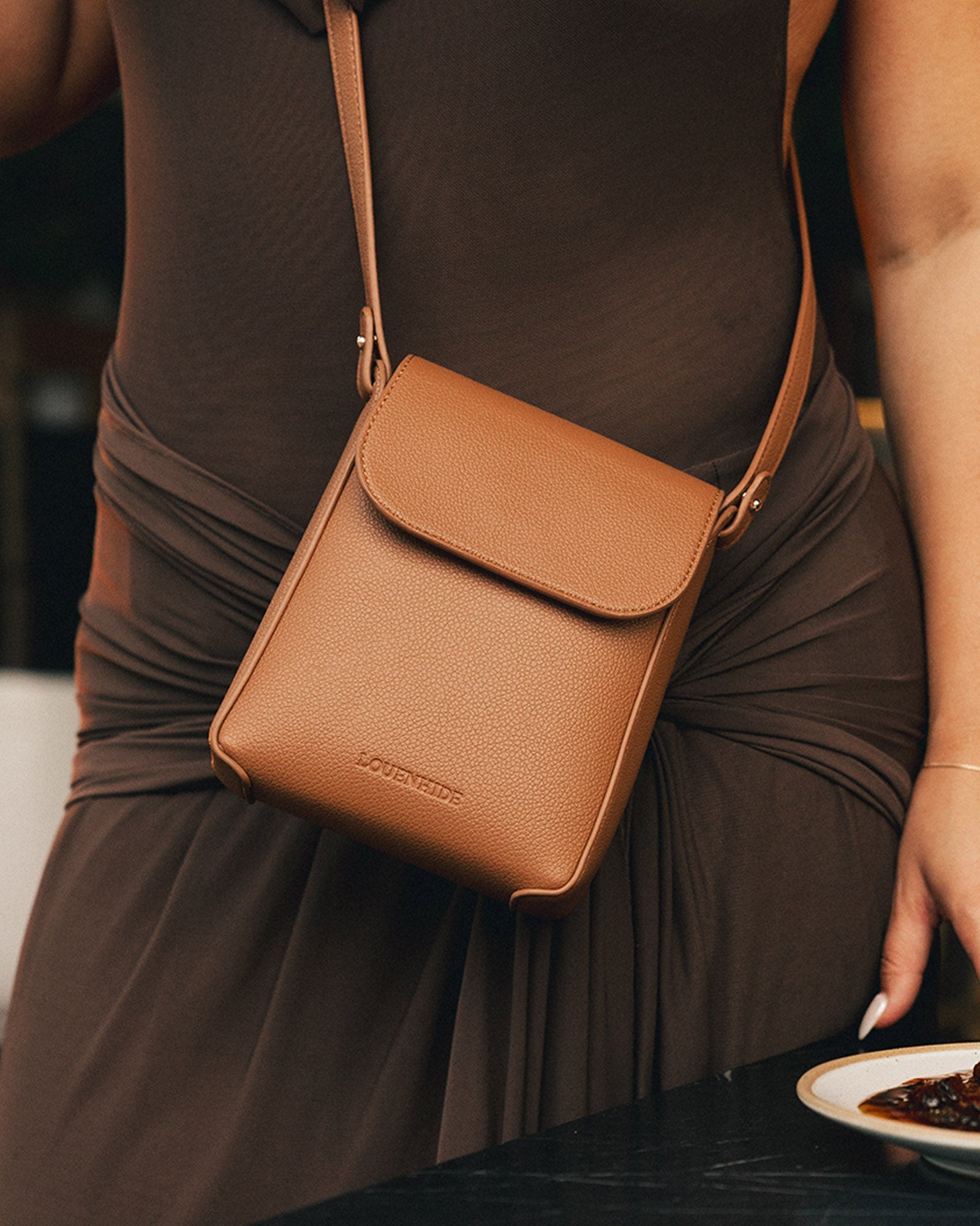 Bessie Crossbody Phone Bag - Toffee