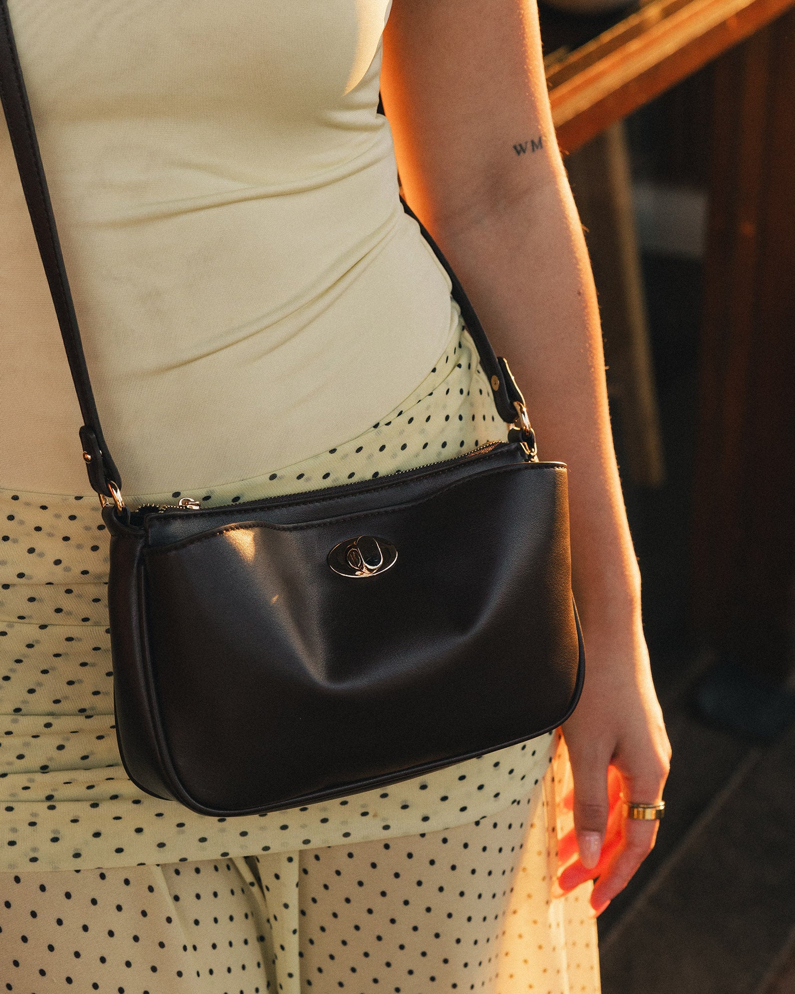 Greta Shoulder Bag - Chocolate
