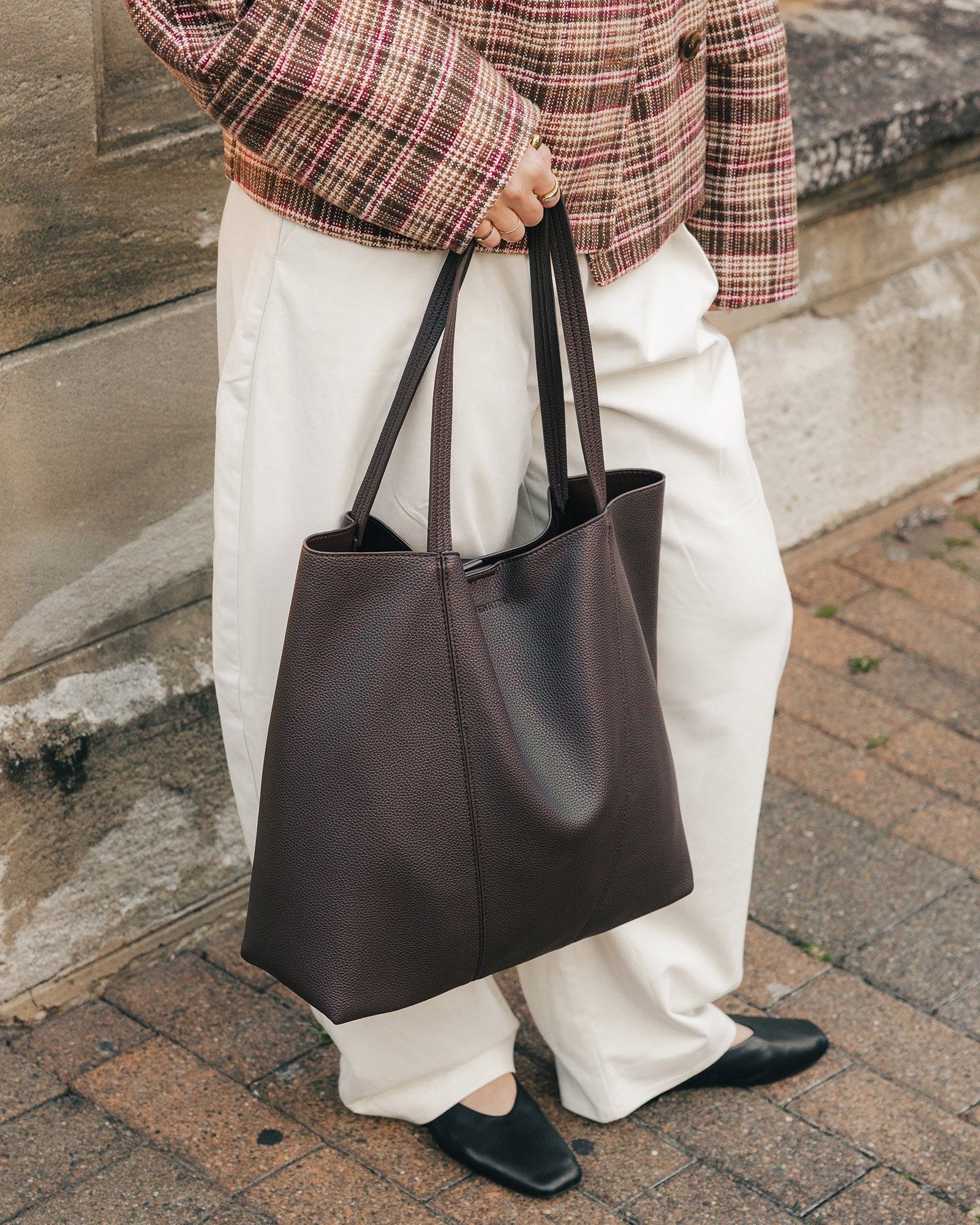 Colby Tote Bag - Chocolate