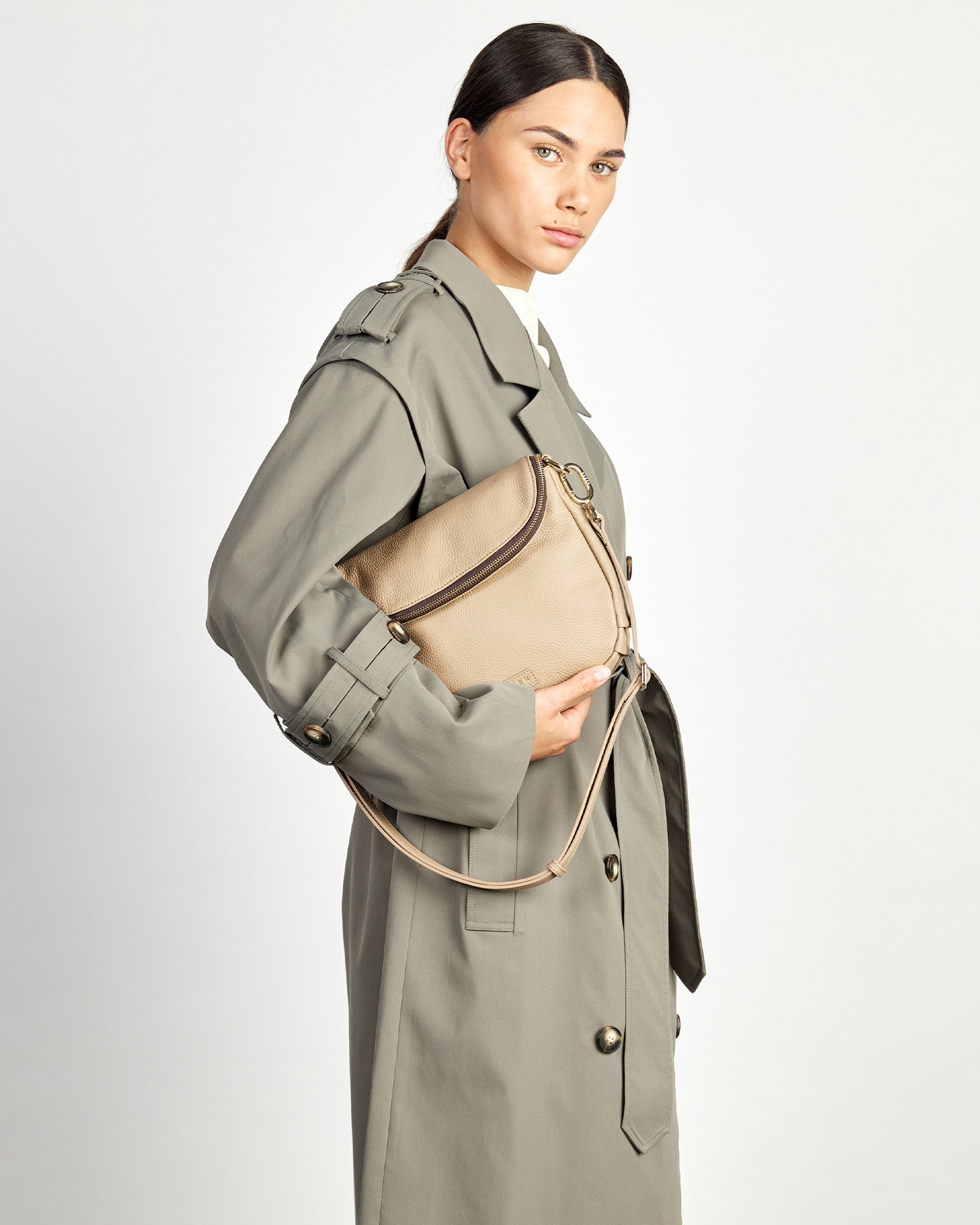 Fifi Crossbody (Tea)