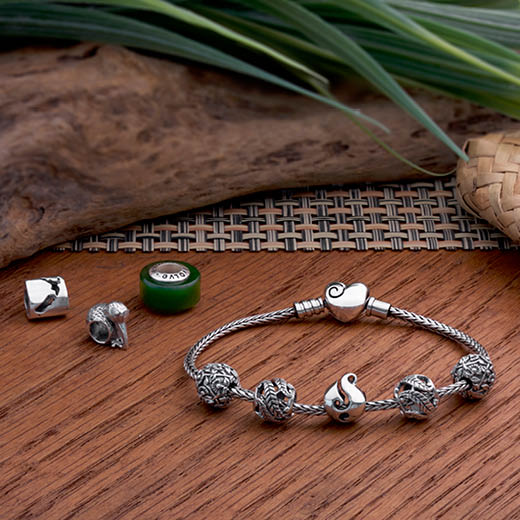 Baby Kiwi - Silver - Bead Charm