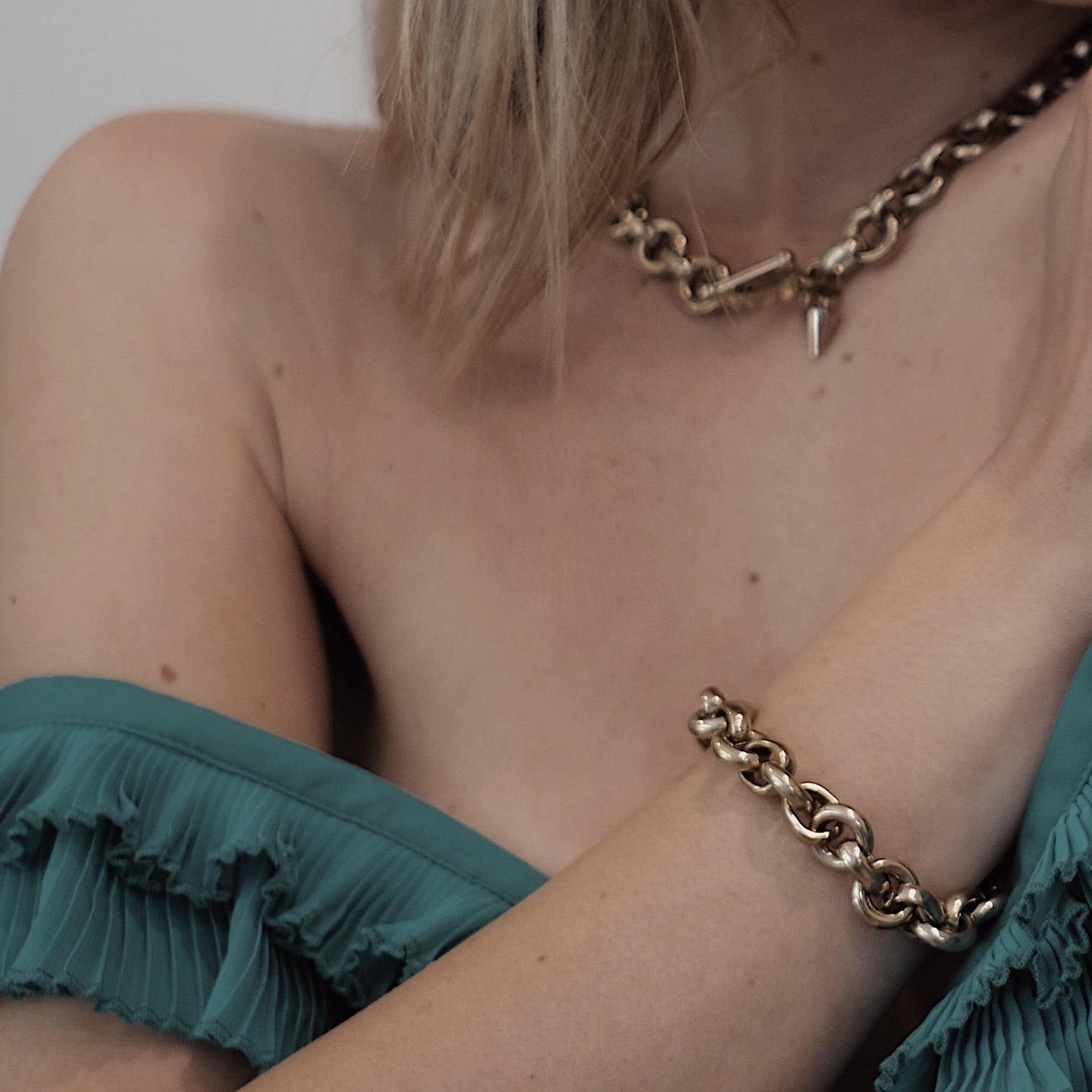Heirloom Bracelet (Gold)