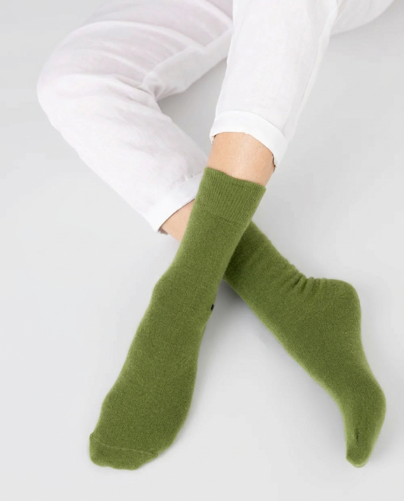 POSSUM MERINO SOCKS, HAMILTON Going Green - medium