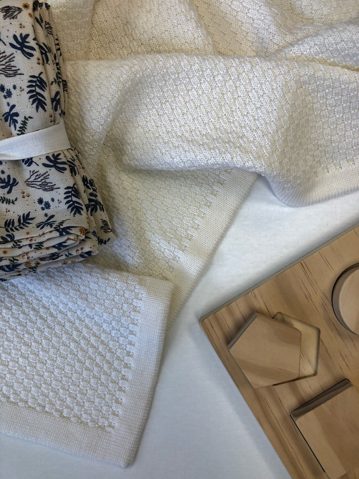 Heirloom Basketweave  -  Bianco
