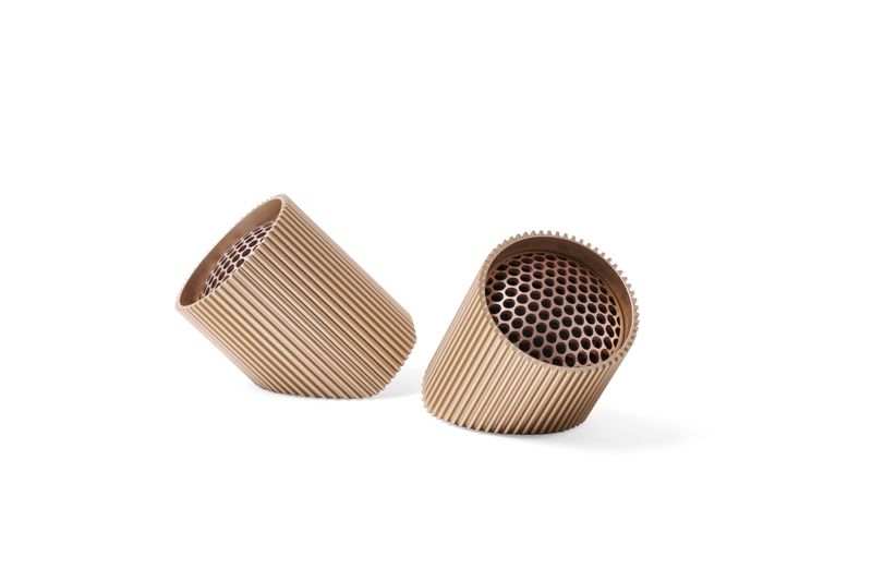 RAY-SET OF MAGNETIC B/T SPEAKERS VIVID GOLD