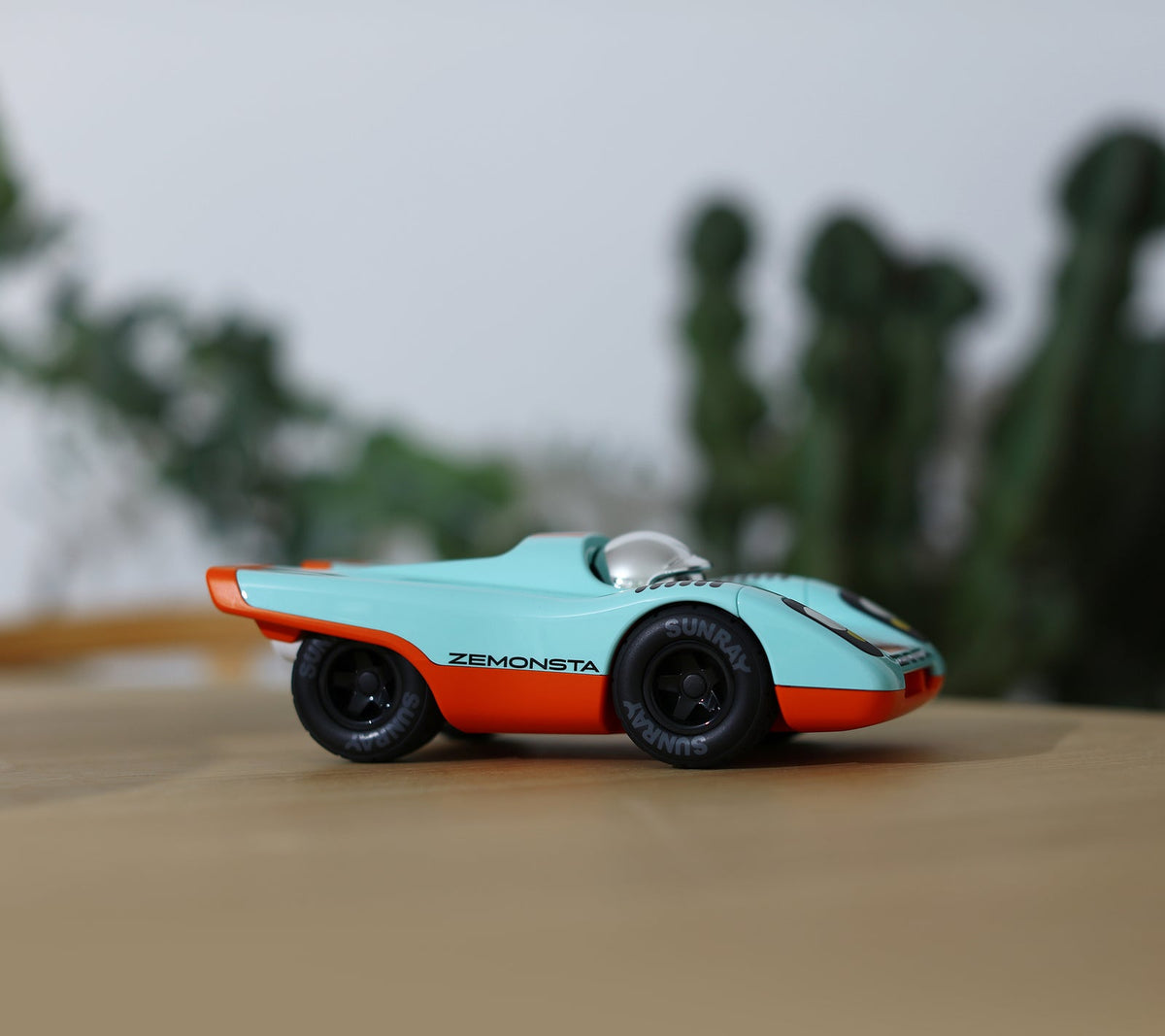 Playforever Zemonsta Klaus Tea Racing Car