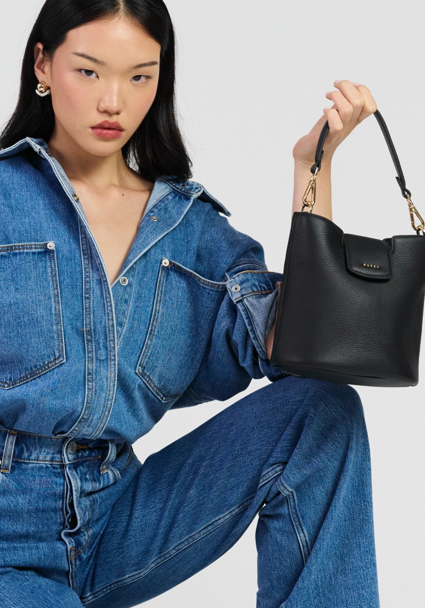 Leo Crossbody - Black Lux