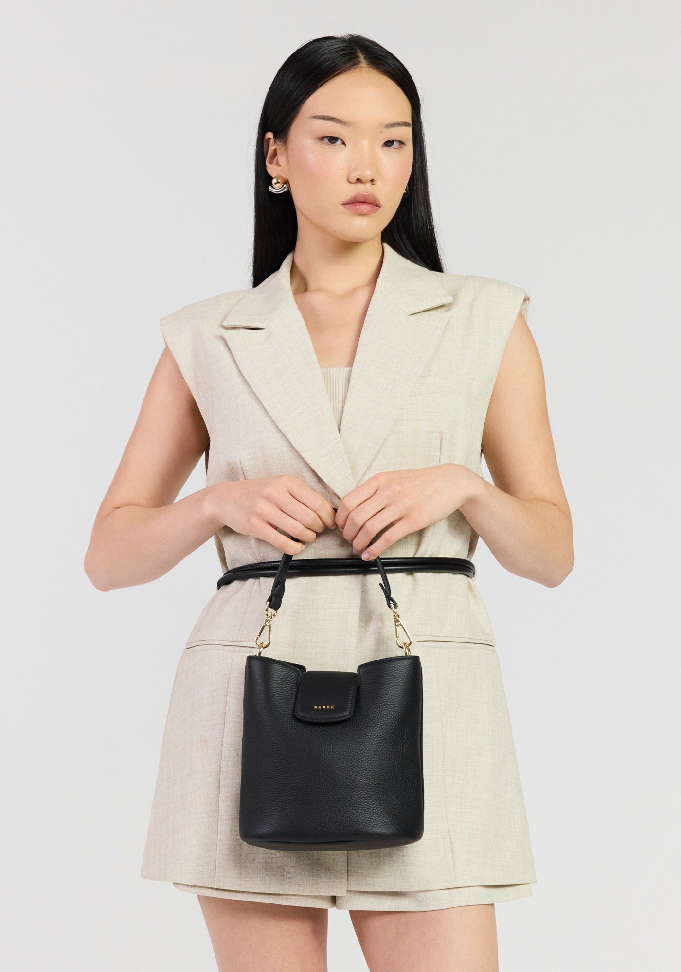 Leo Crossbody - Black Lux