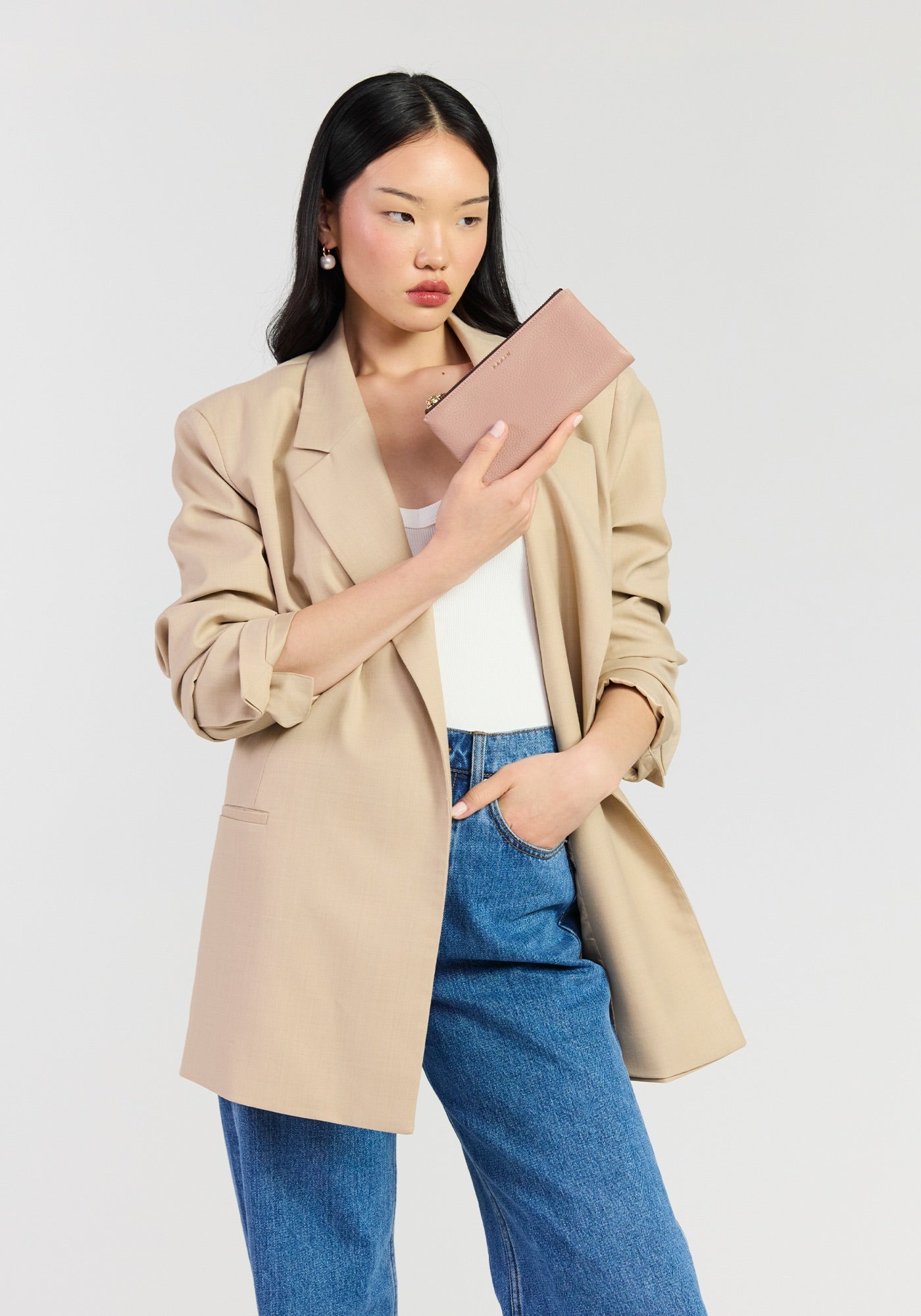 Sam Wallet - Rosewater