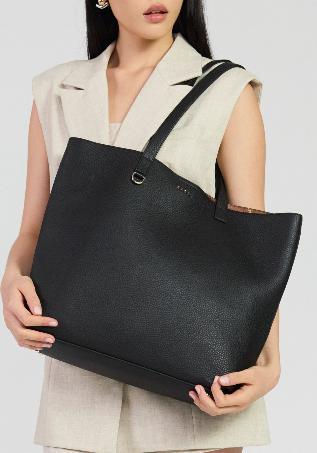 Carter Tote - Black Tan Chain Print