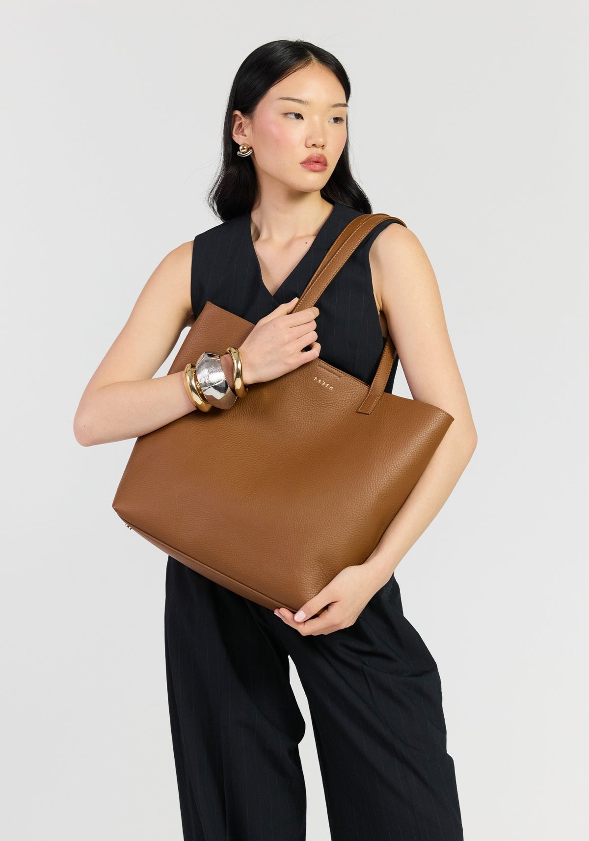 Carter Tote - Tan +  Tan Chain Print