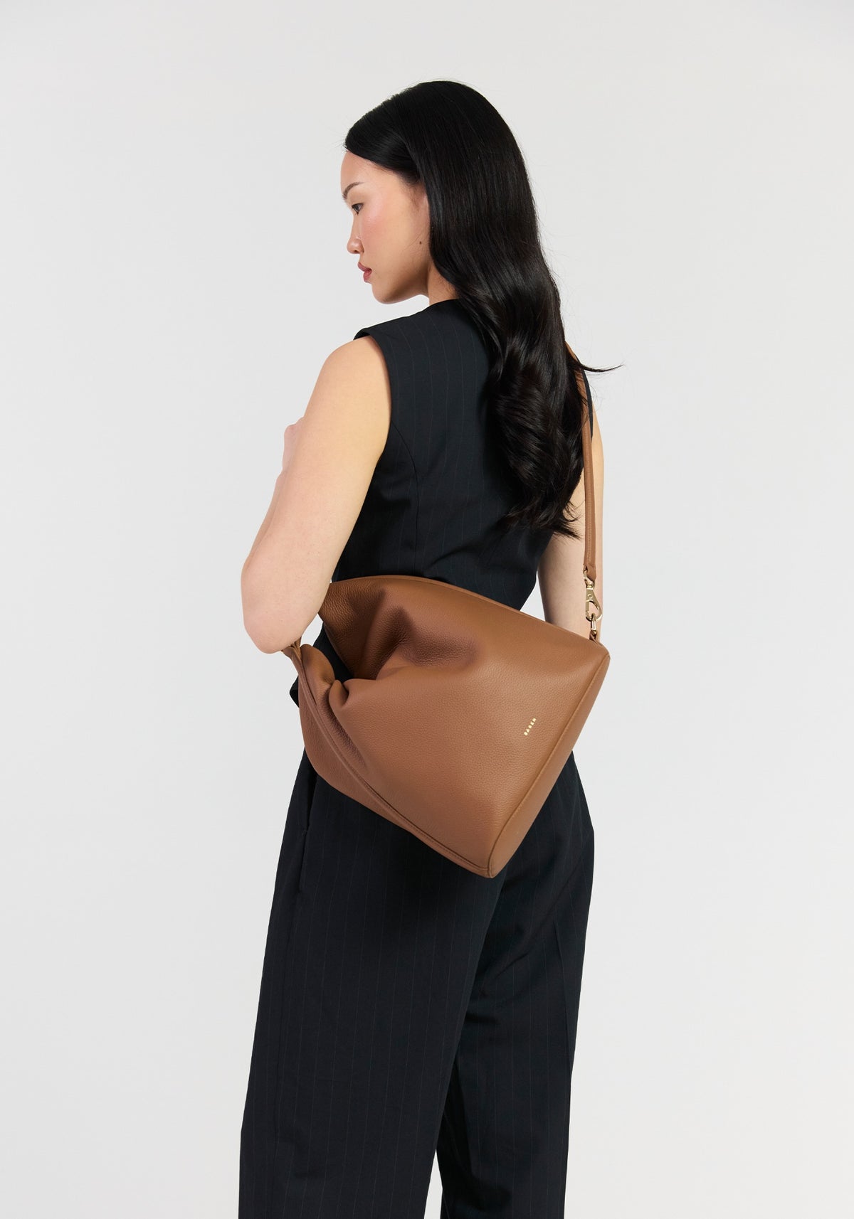 June Shoulder Bag - Tan Luxe