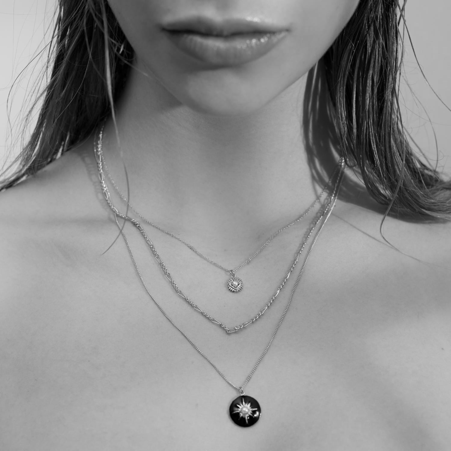 Petite Perle Necklace (Pearl/Silver)