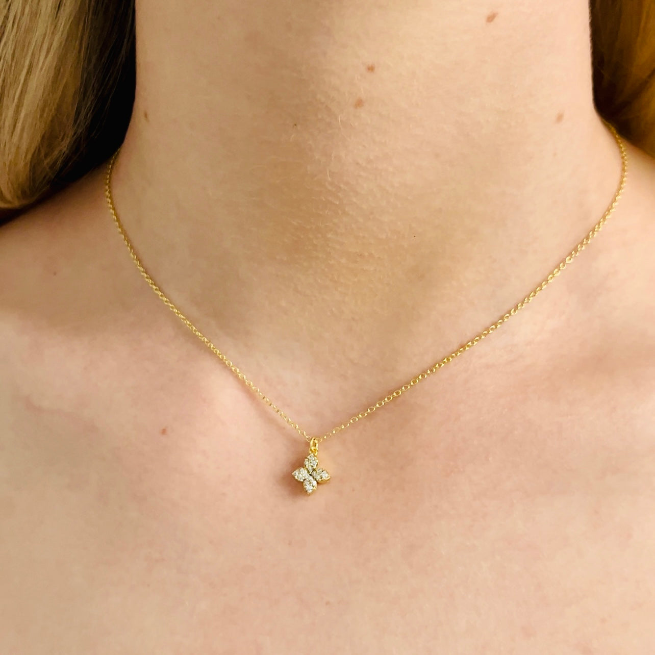 Flora necklace - gold/cz