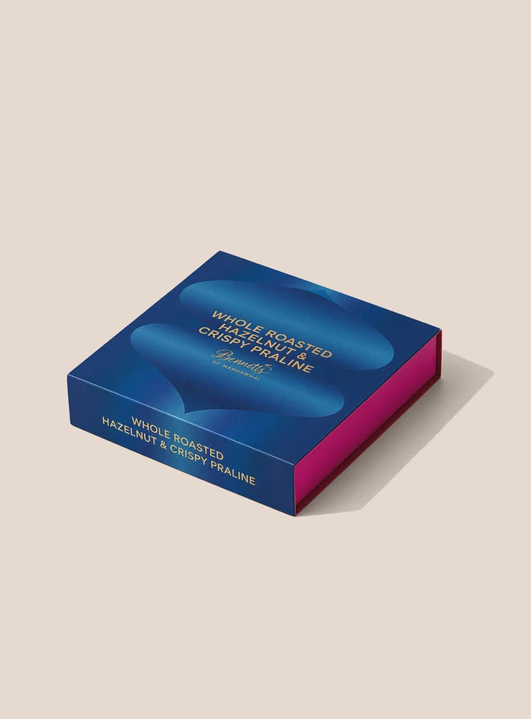 Bennetts Whole Roasted Hazelnut & Crispy Praline – Christmas Edition 224g