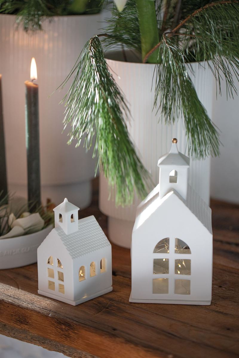 Räder Small Chapel Porcelain Tealight House