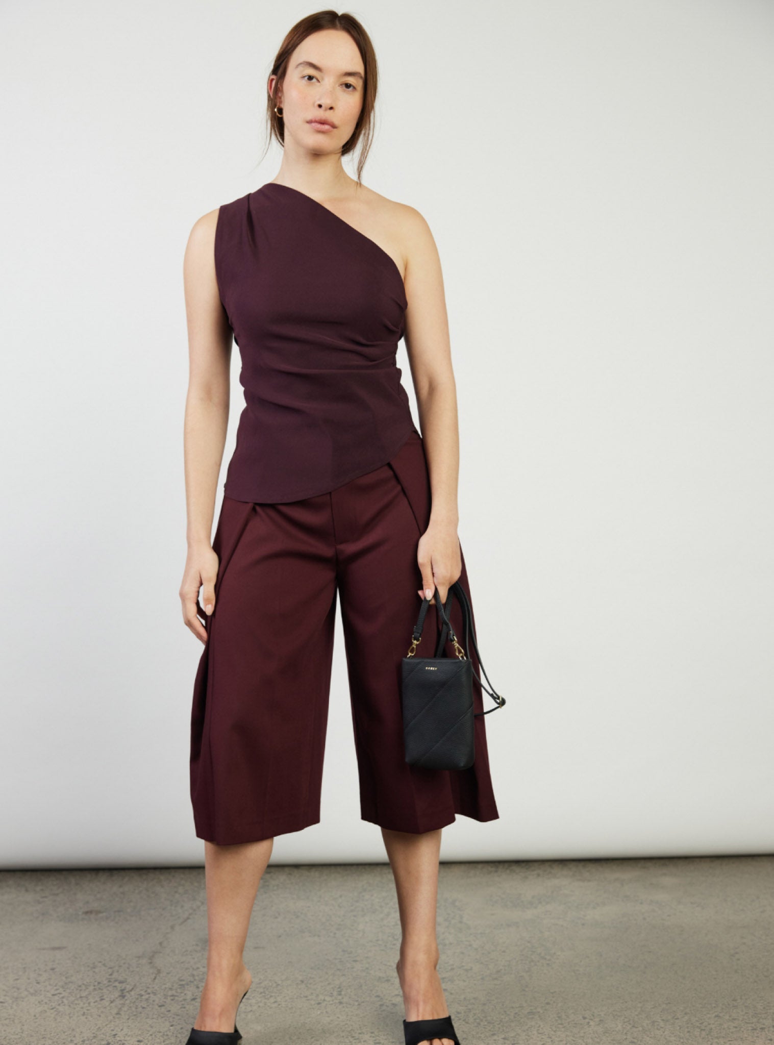 Maggie Crossbody - Black Bios