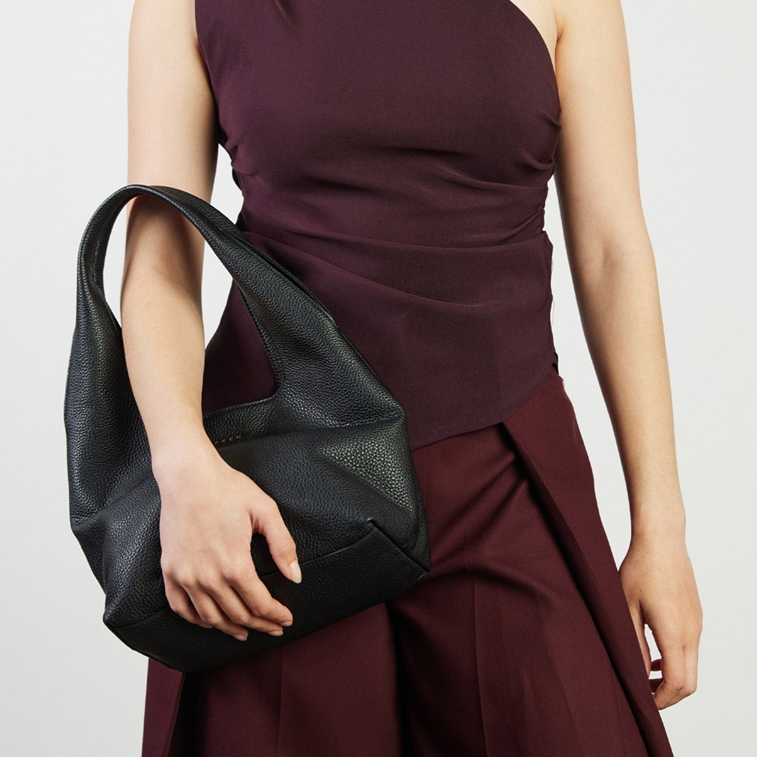 Kiki Shoulder Bag Black Lightly Milled