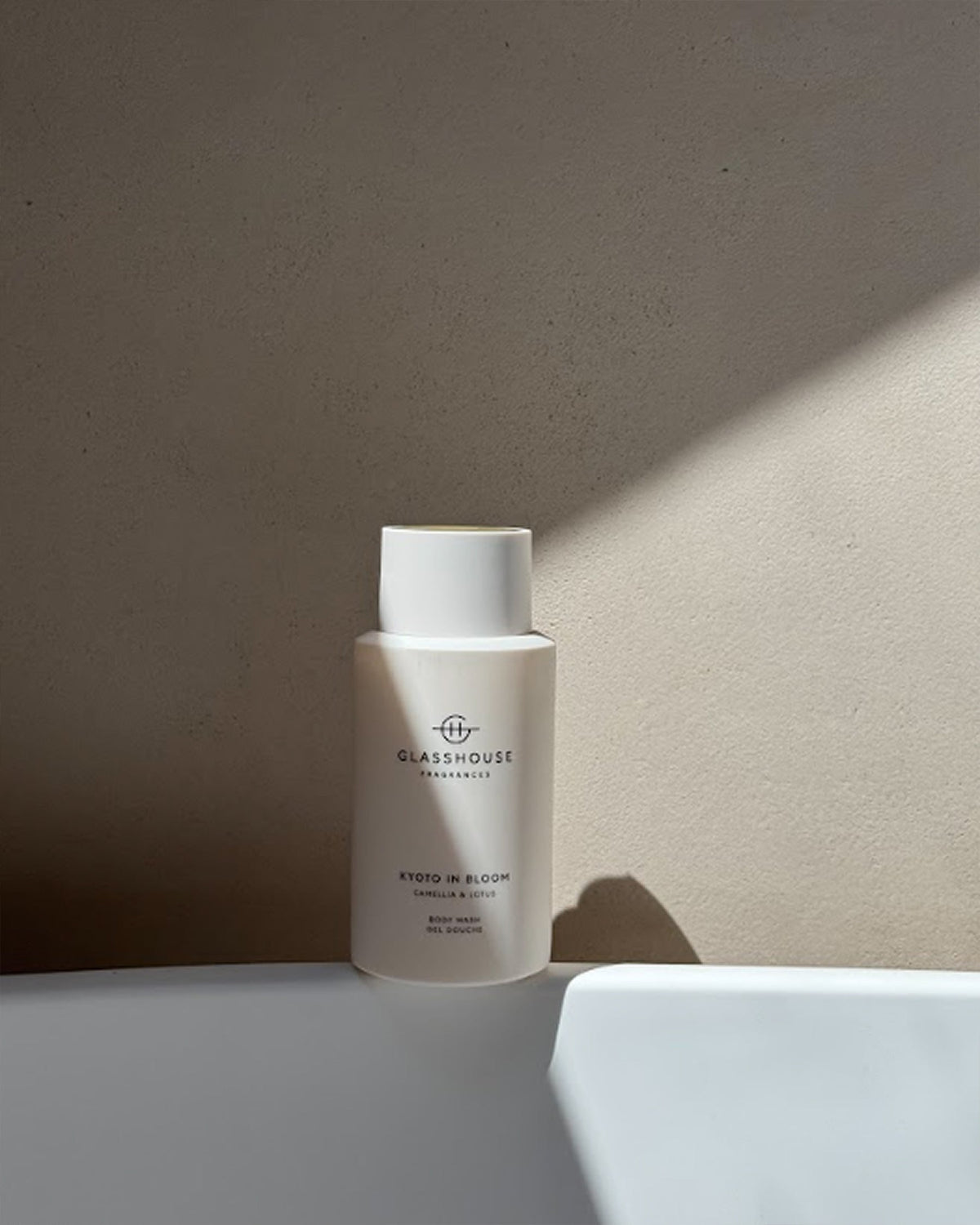 Glasshouse Fragrances 300ml Body Wash - KYOTO IN BLOOM